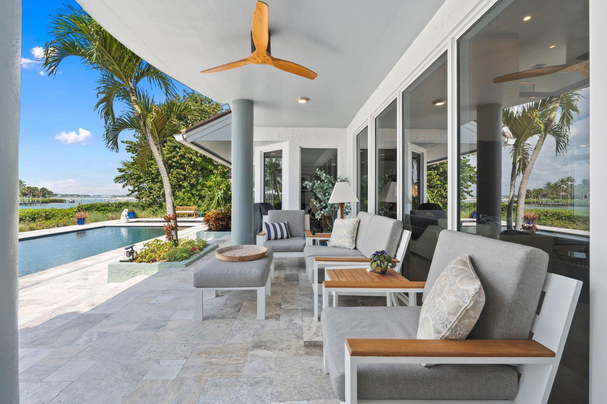 SAILFISH POINT - Residential