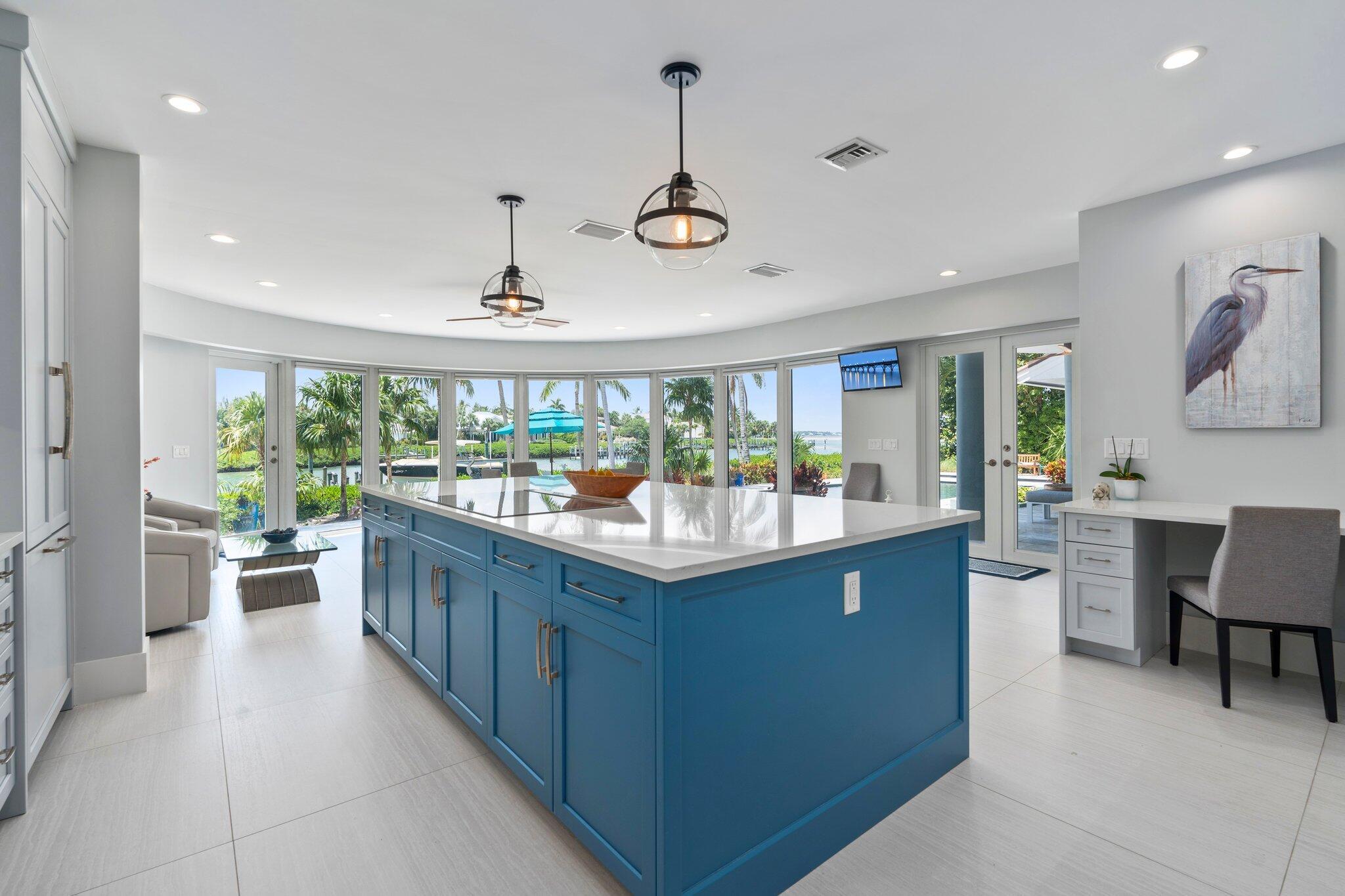 SAILFISH POINT - Residential