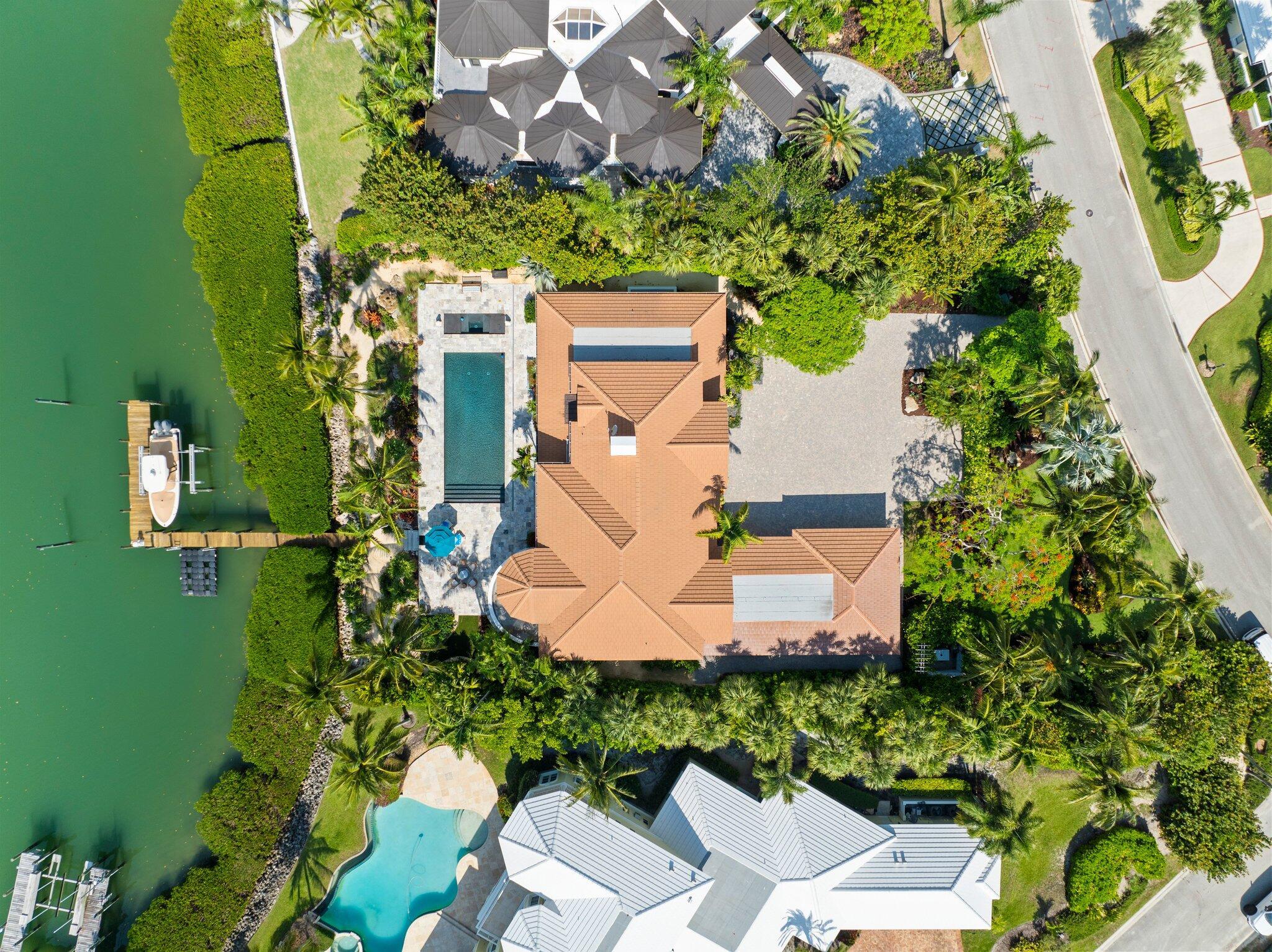 SAILFISH POINT - Residential