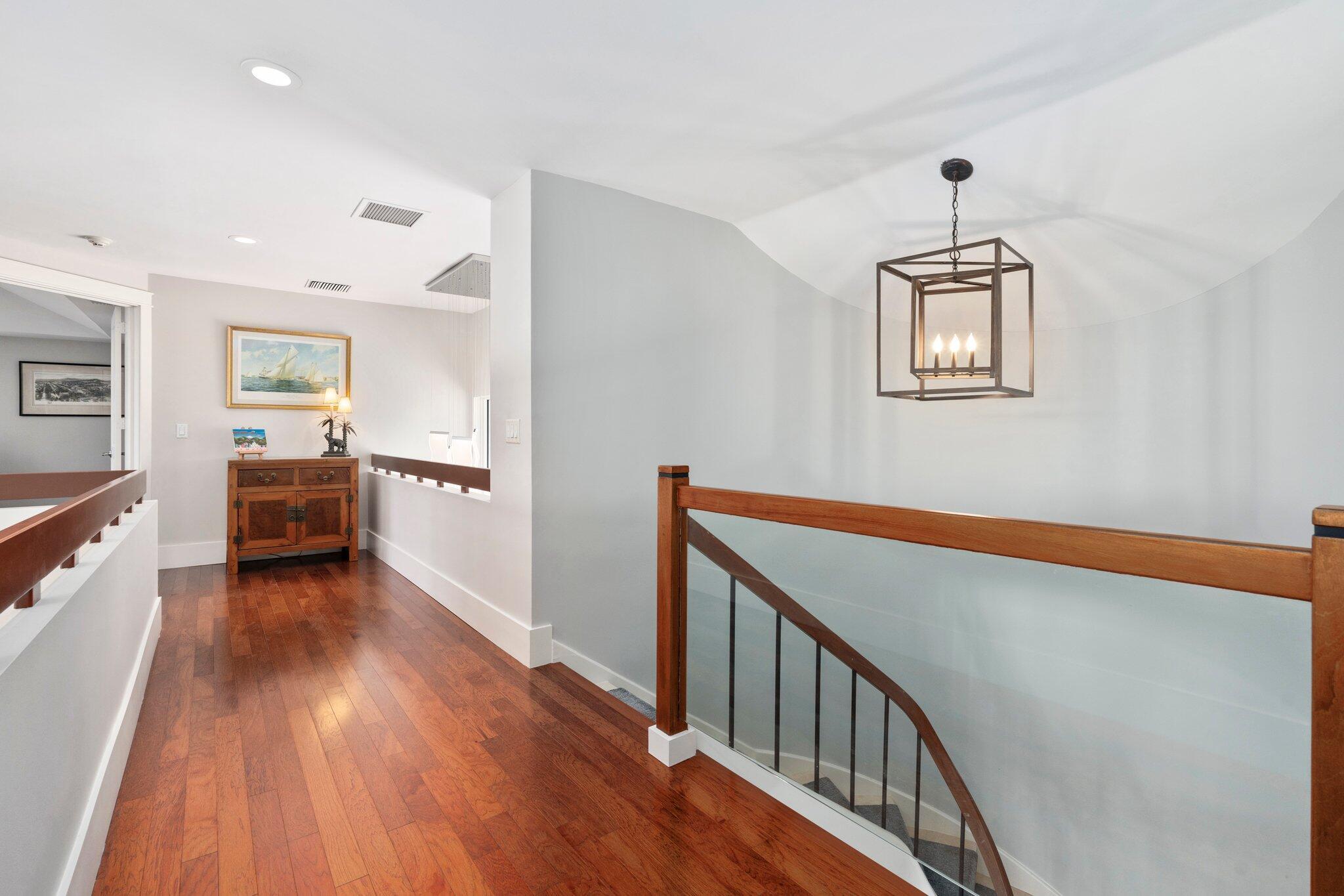 SAILFISH POINT - Residential