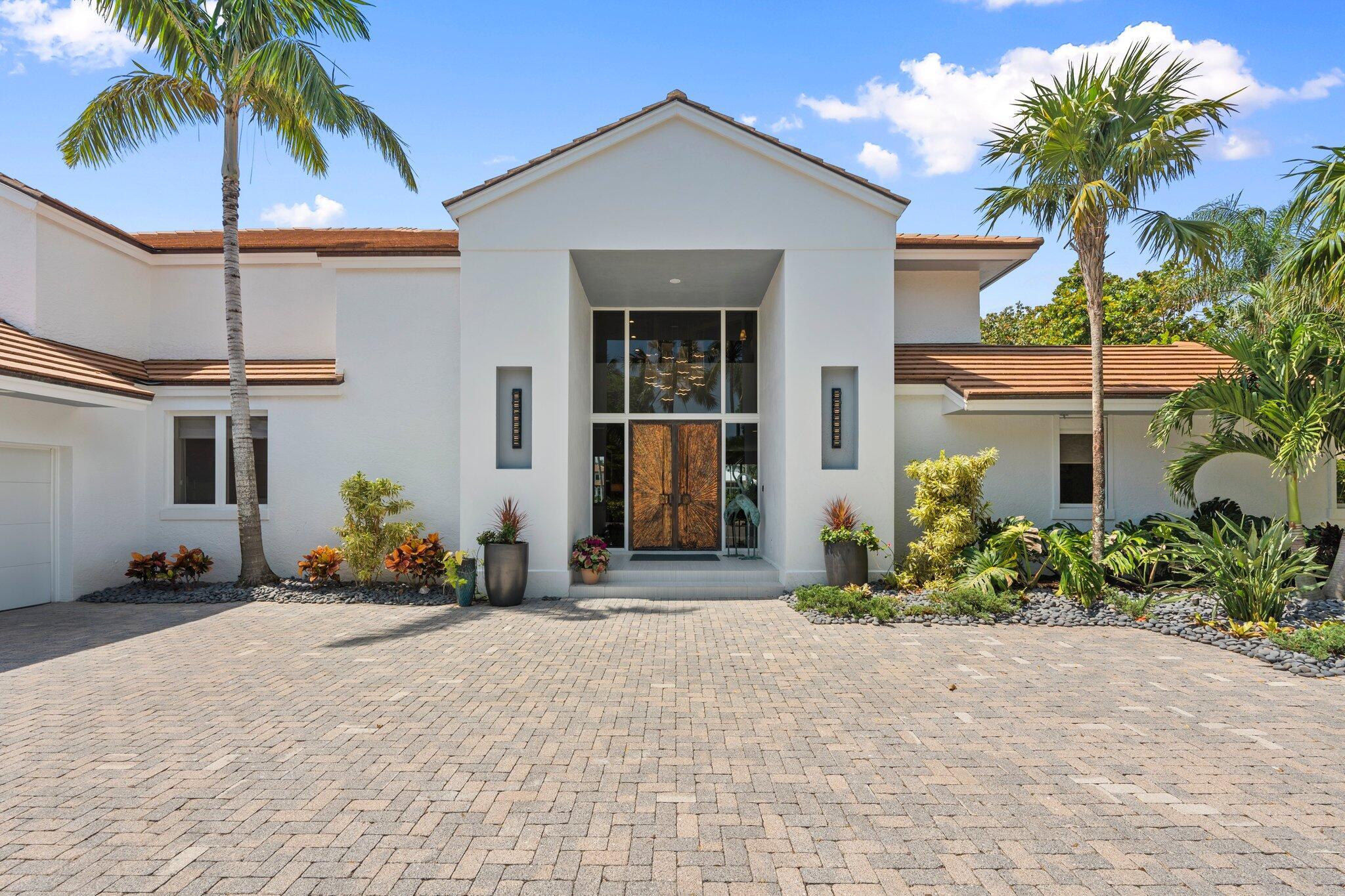 SAILFISH POINT - Residential