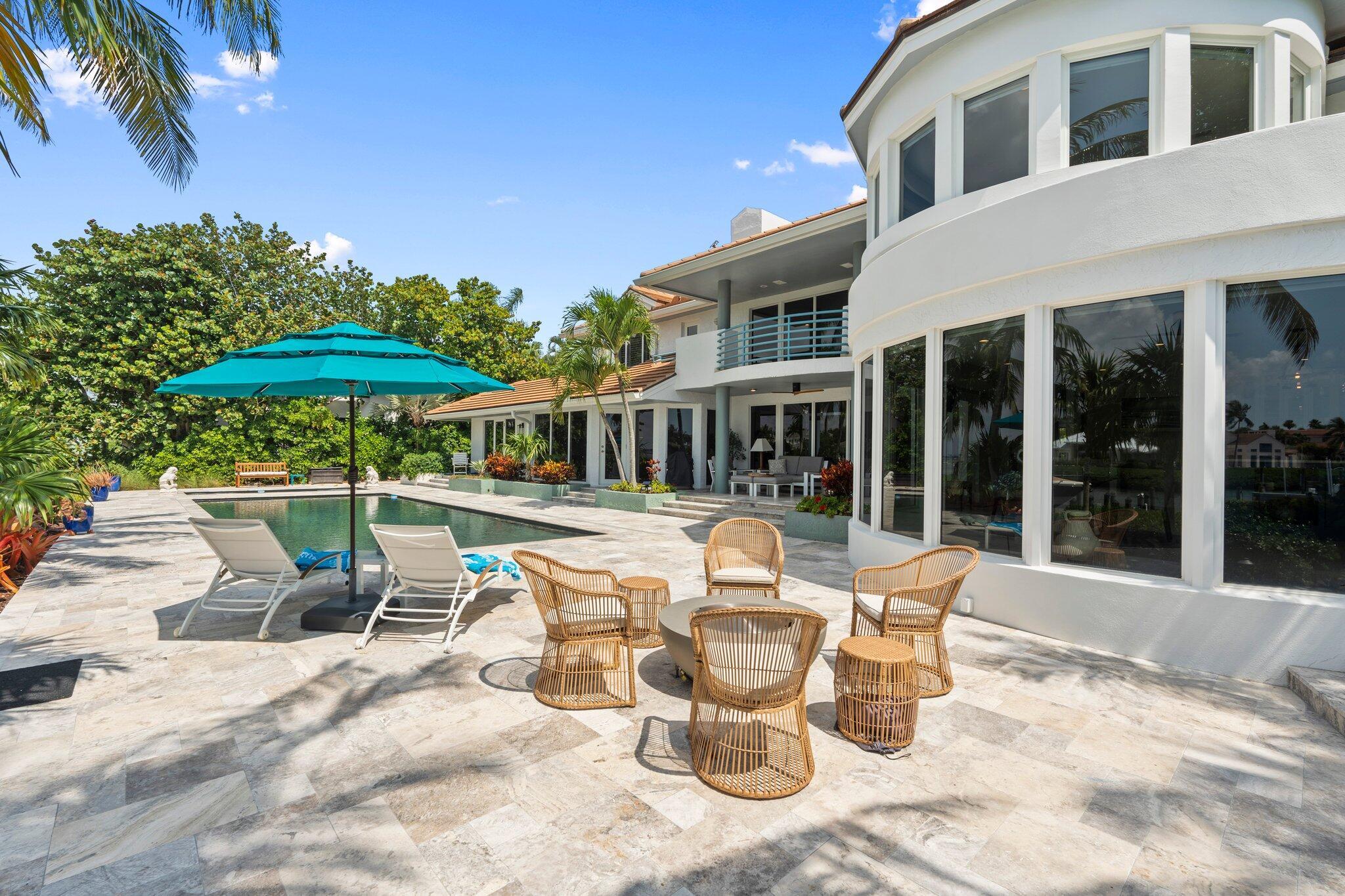SAILFISH POINT - Residential