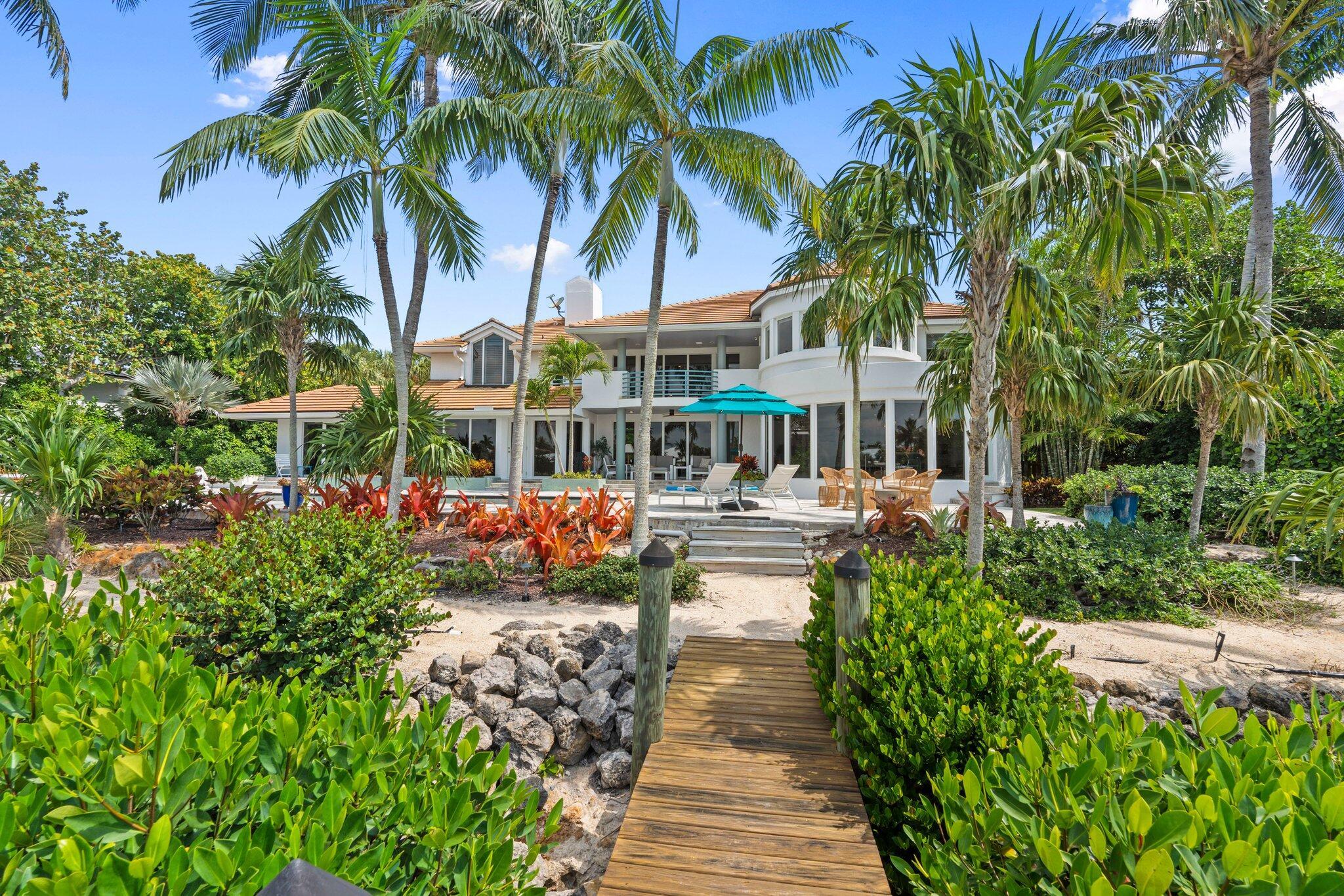 SAILFISH POINT - Residential