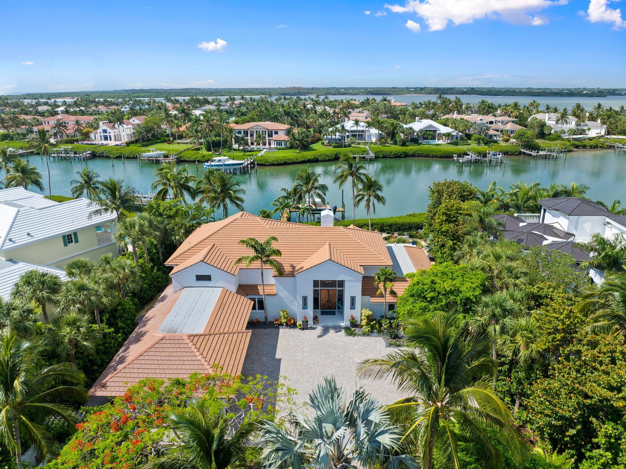 SAILFISH POINT - Residential