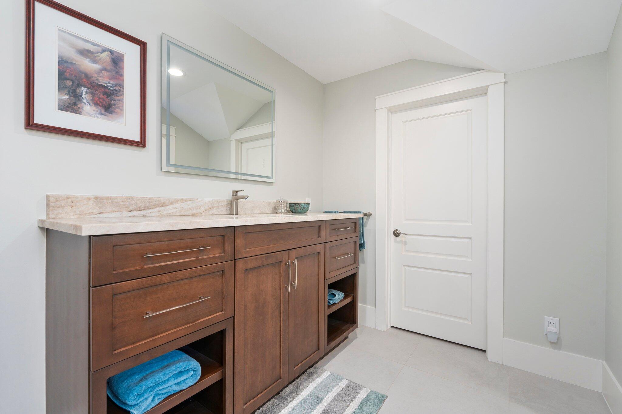 SAILFISH POINT - Residential