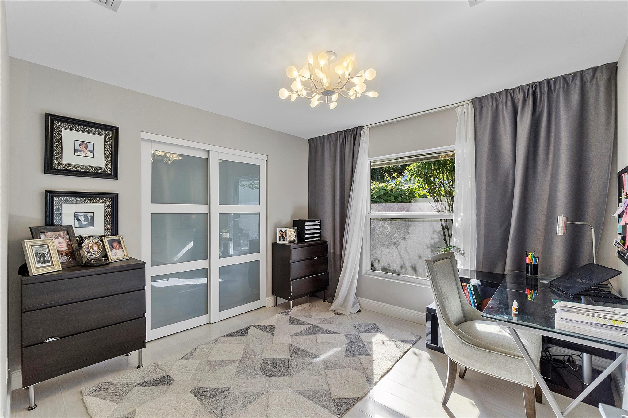 COUNTRY CLUB ACRES 5 - Residential