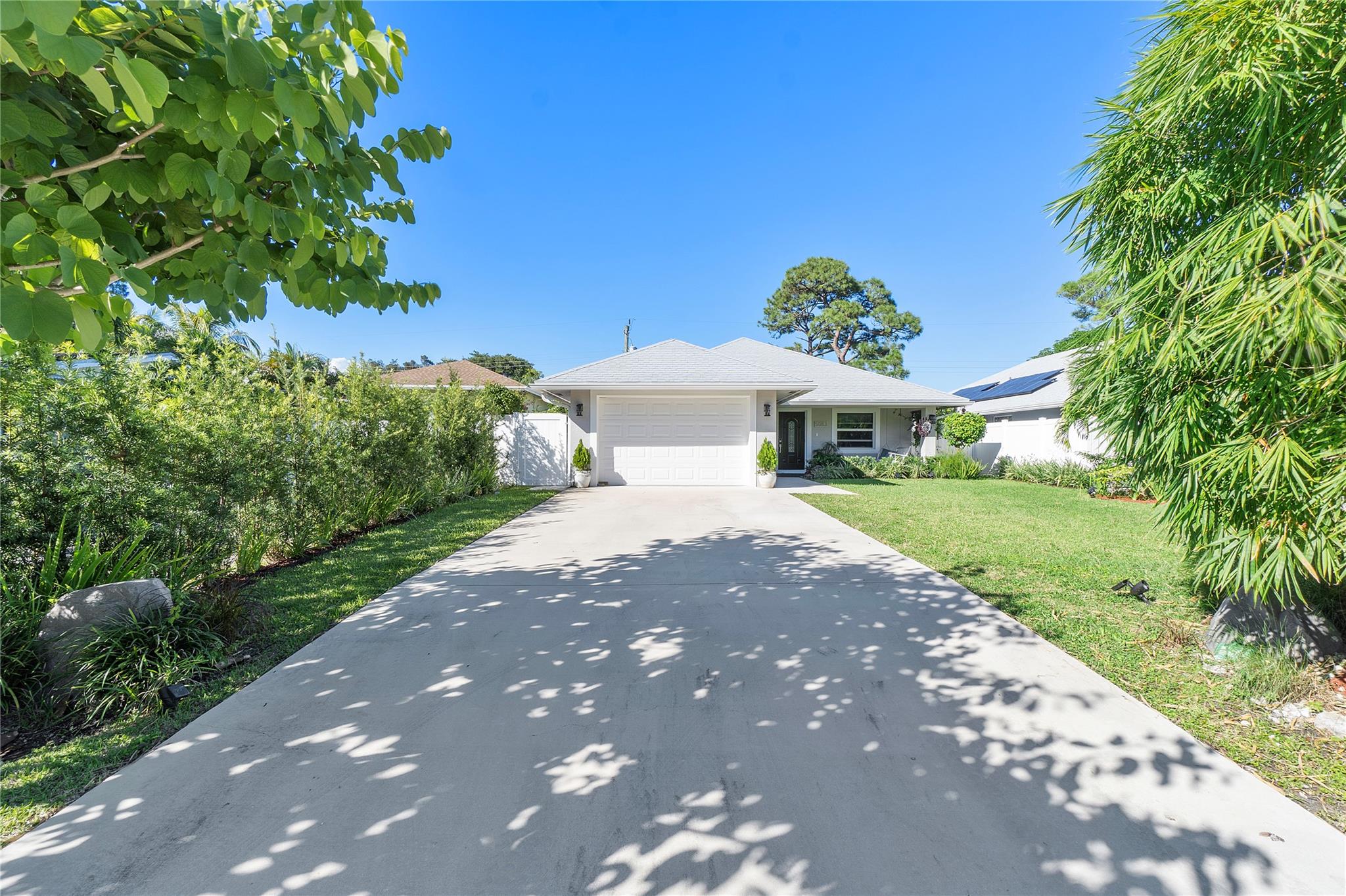 COUNTRY CLUB ACRES 5 - Residential