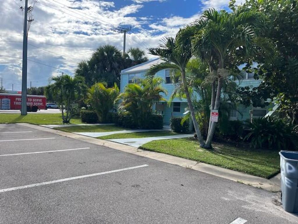 Photo of 1010 Shorewinds Drive Dr #B, Hutchinson Island, FL 34949 (MLS # R10836817)