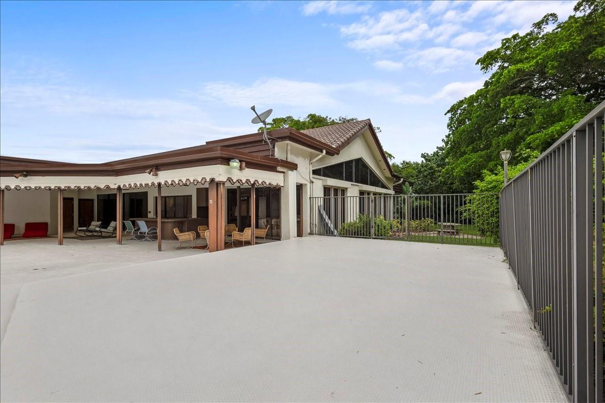 Woodlands Sec Four 66-25 - Residential Lease
