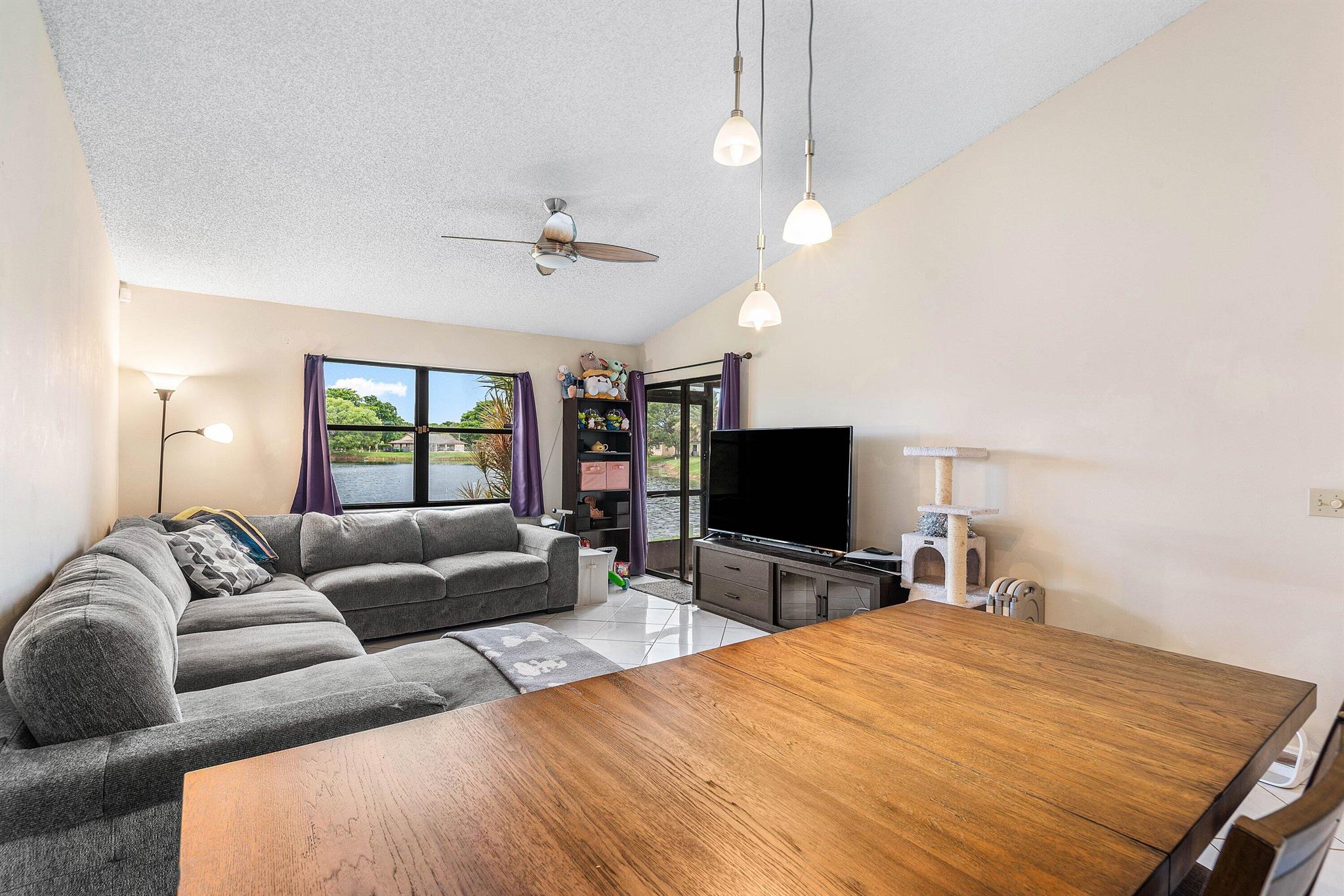 SPRINGLAKE II - Residential