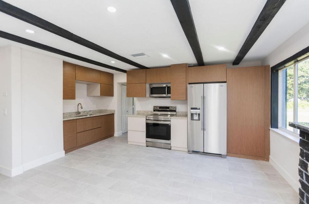 Photo of 2209 Barbara Avenue, Fort Pierce, FL 34982 (MLS # R11122777)