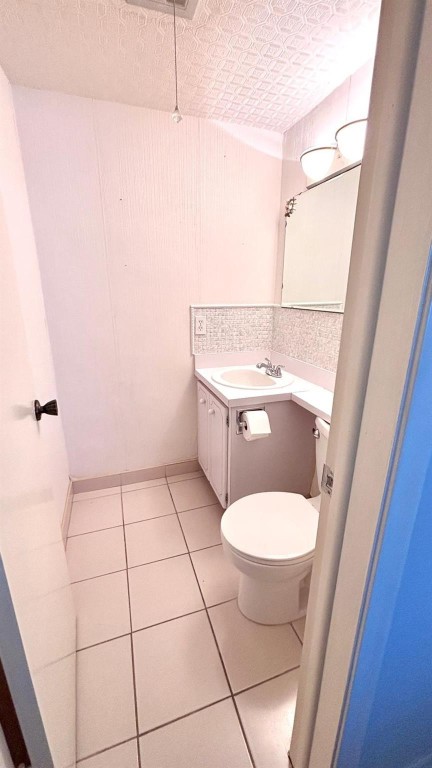 The Virginian Apts Co-op - Residential