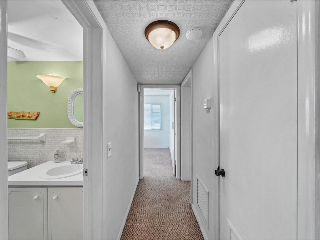 The Virginian Apts Co-op - Residential