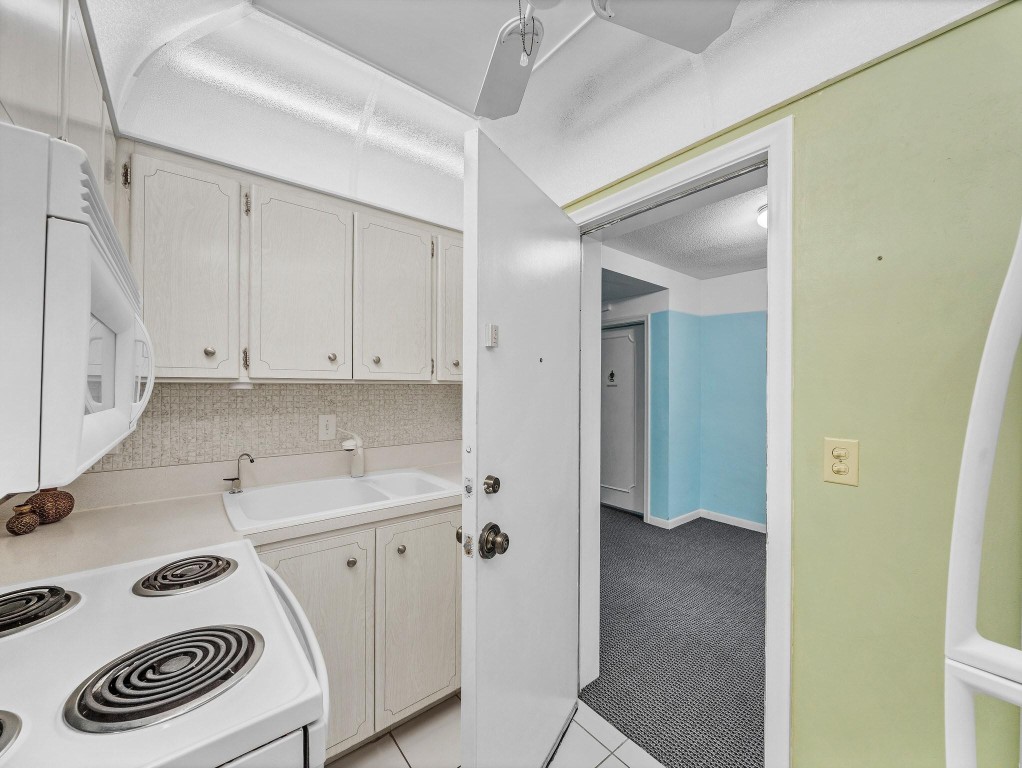 The Virginian Apts Co-op - Residential