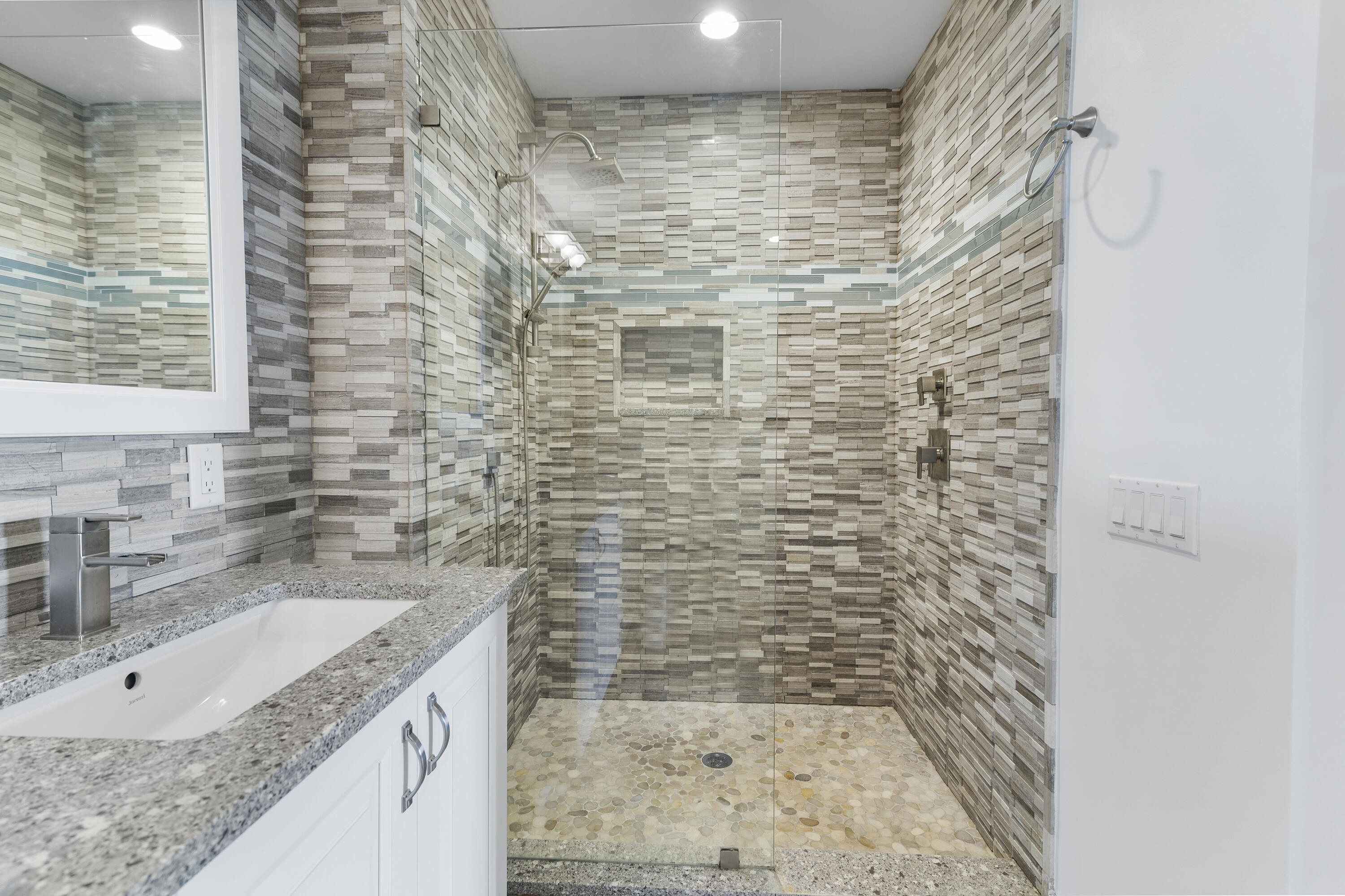 WHITNEY CONDO - Residential Lease