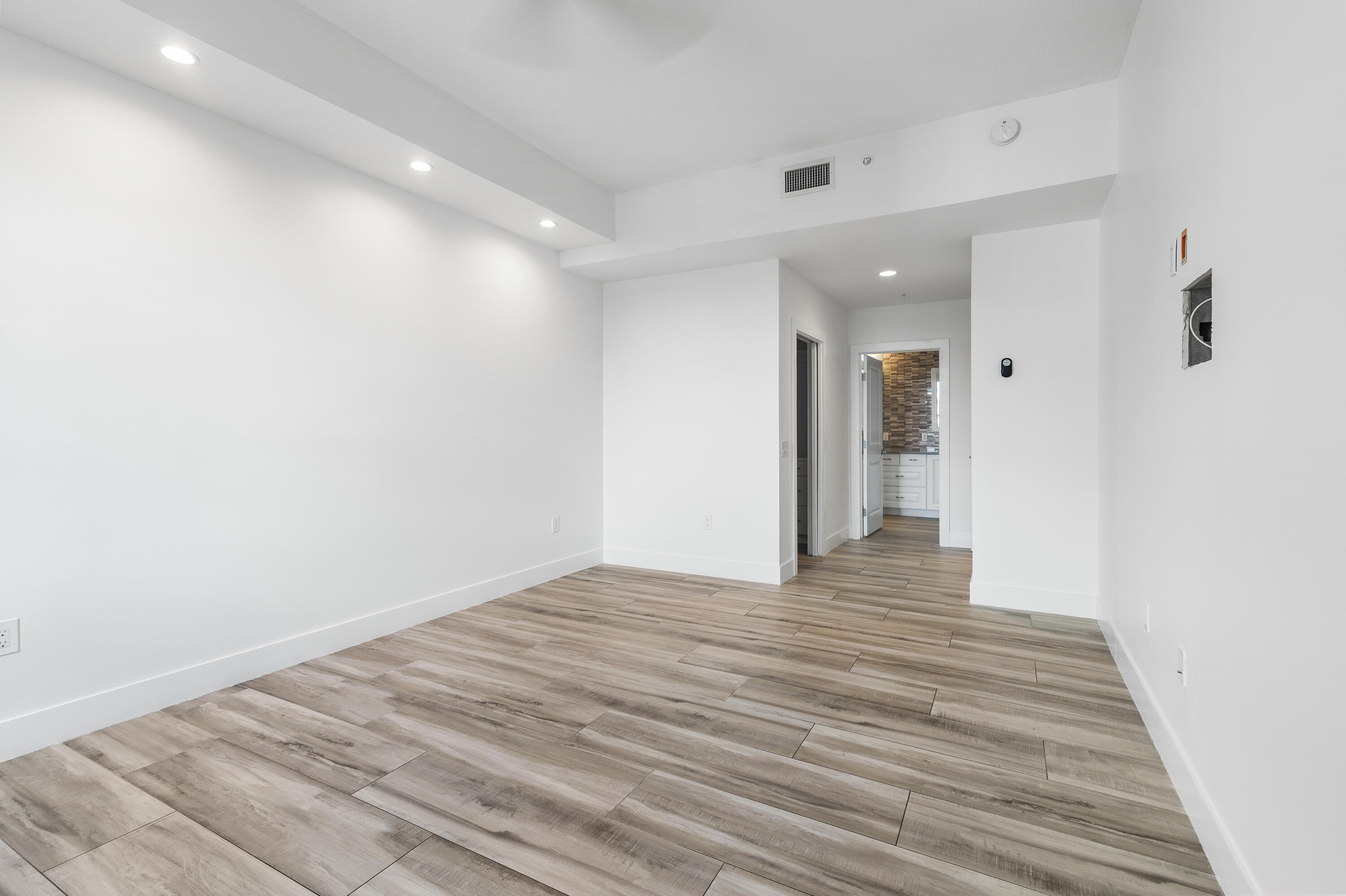 WHITNEY CONDO - Residential Lease