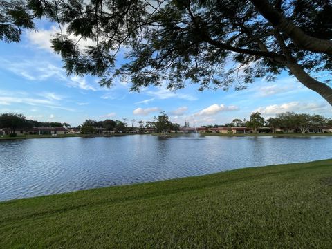 Tiny photo for 127 Amherst Lane #127, Lake Worth, FL 33467 (MLS # F10541567)