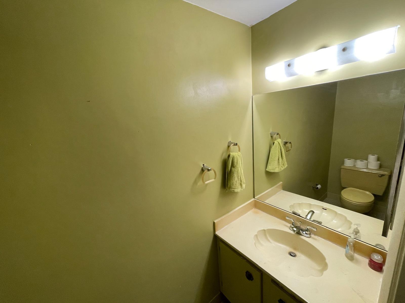 COVERED BRIDGE CONDO - Residential