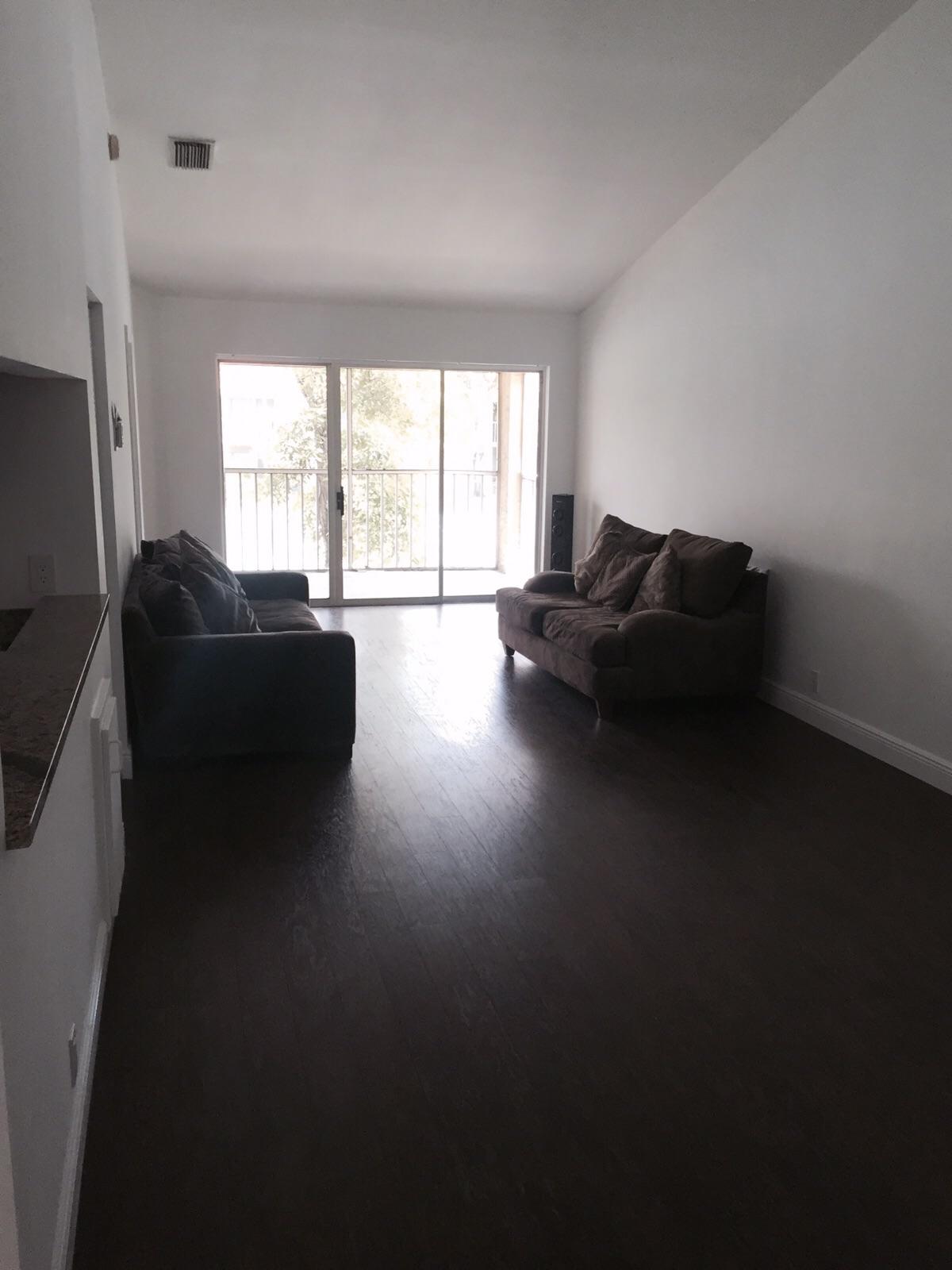 PARADISE COVE AT PALM BEACH LAKES CONDO - Residential