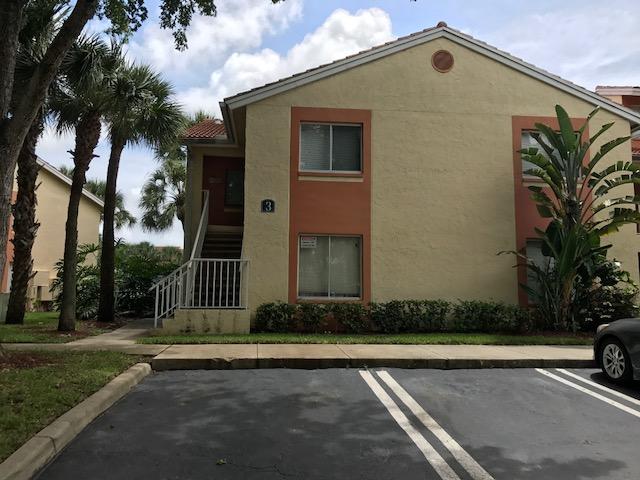 PARADISE COVE AT PALM BEACH LAKES CONDO - Residential