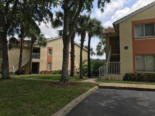 PARADISE COVE AT PALM BEACH LAKES CONDO - Residential