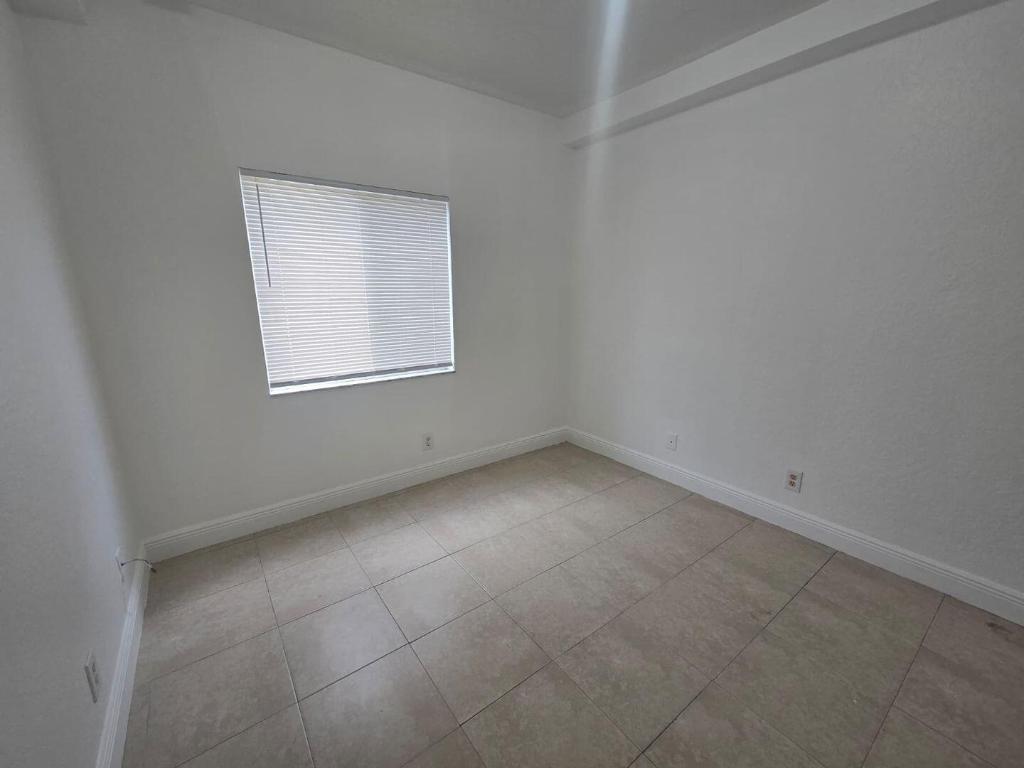 BELVEDERE ISLES CONDO NO 2 - Residential