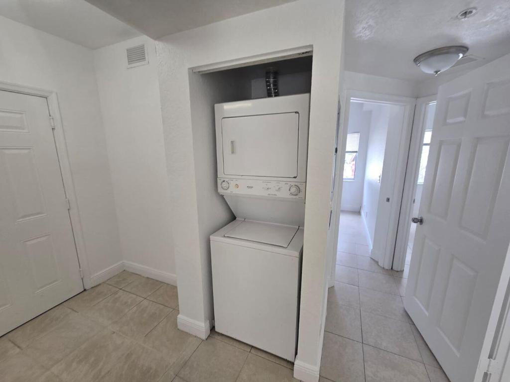 BELVEDERE ISLES CONDO NO 2 - Residential