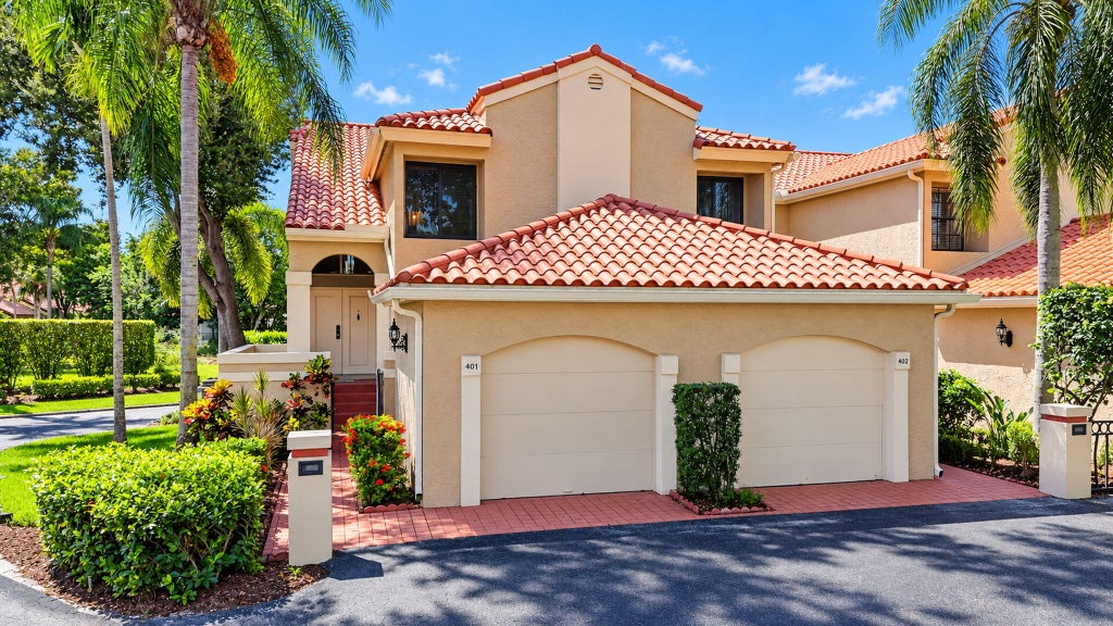Photo of 6050 VERDE Trail S #4010, Boca Raton, FL 33433 (MLS # B26083950)
