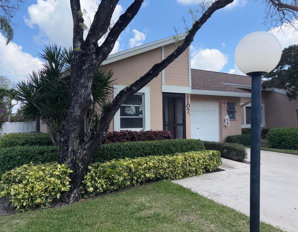 Photo of 8107 Summerbreeze Lane, Boca Raton, FL 33496 (MLS # B26007881)