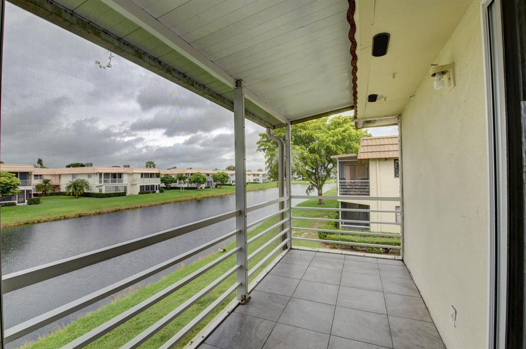 KINGS POINT SAXONY CONDOS - Residential