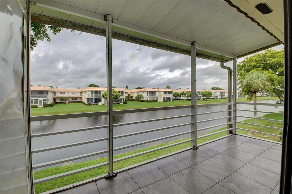 KINGS POINT SAXONY CONDOS - Residential