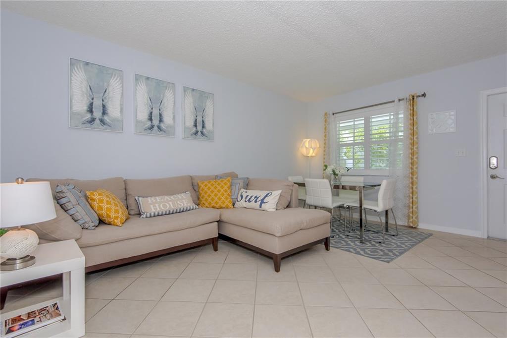 The Grove at Wilton Manor - Residential