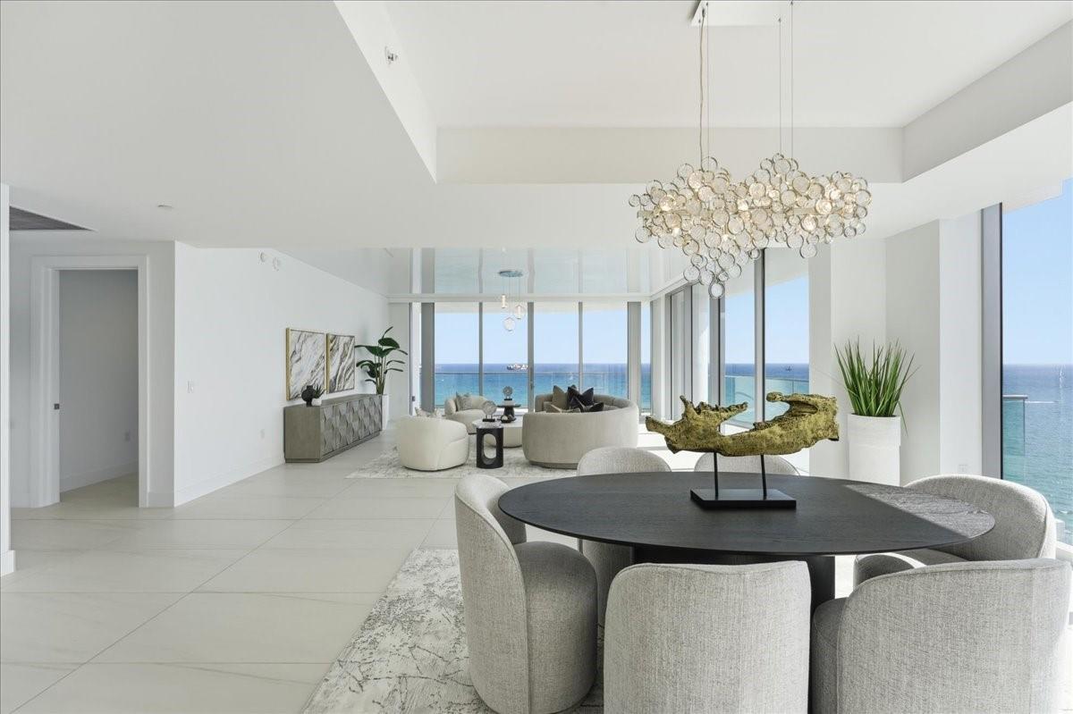 SELENE OCEANFRONT - Residential