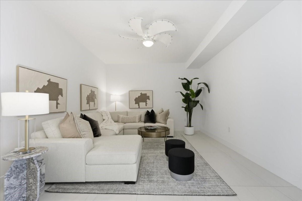 SELENE OCEANFRONT - Residential