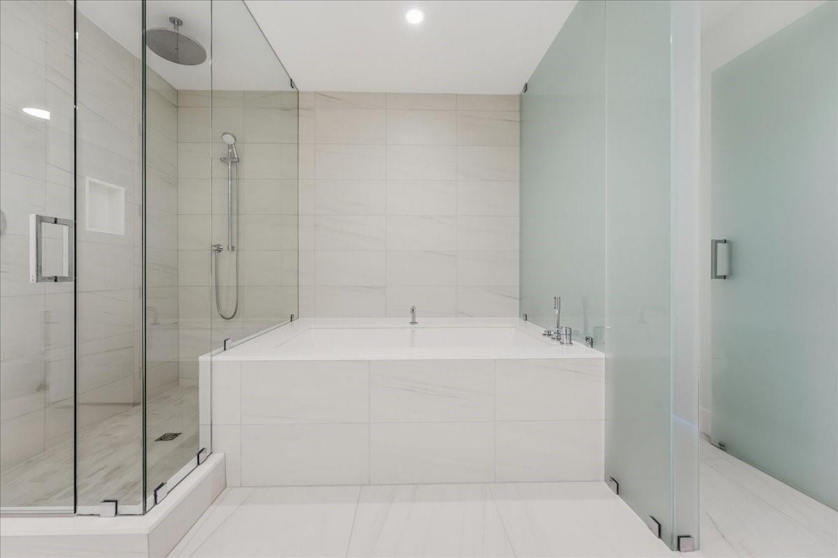 SELENE OCEANFRONT - Residential