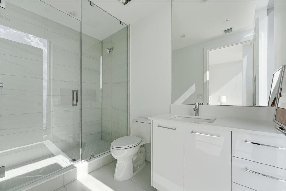 SELENE OCEANFRONT - Residential