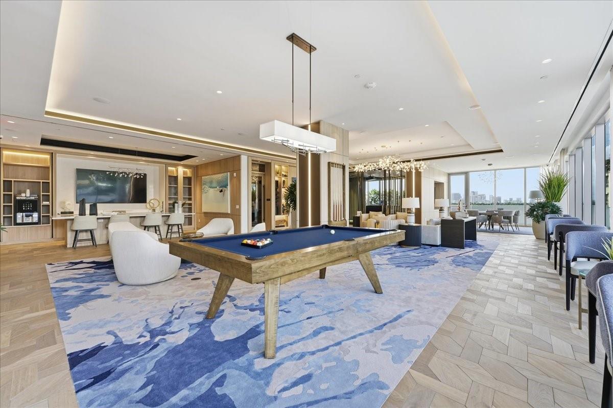 SELENE OCEANFRONT - Residential