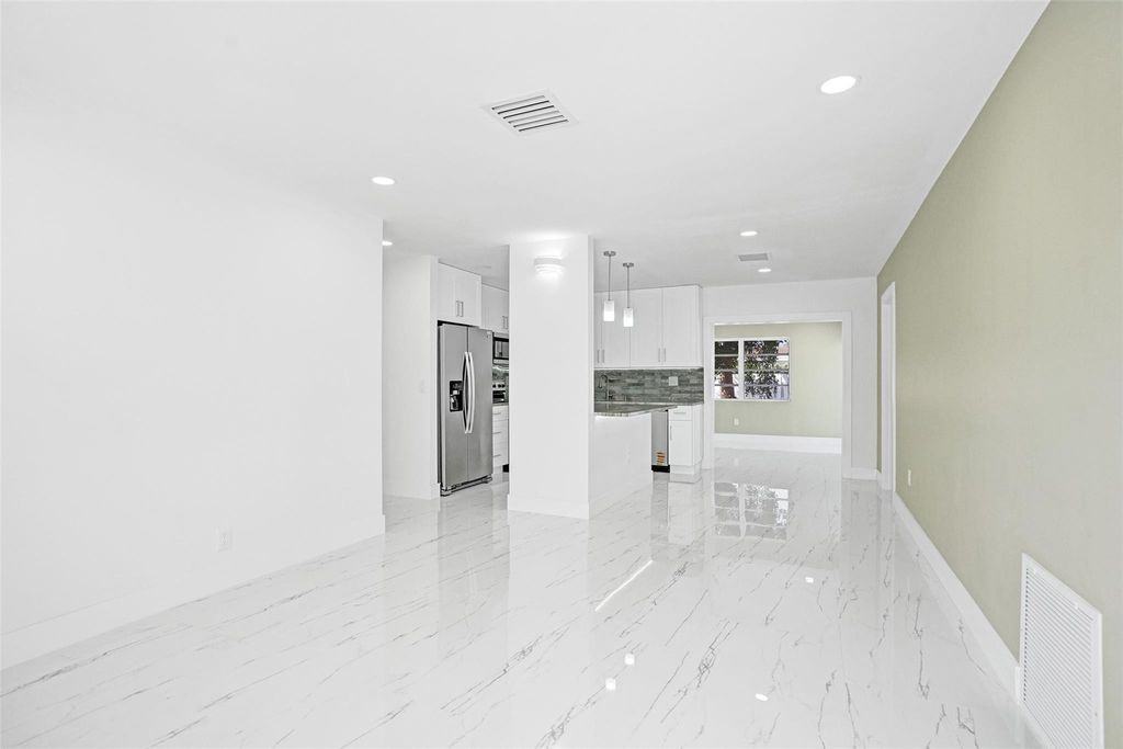 Photo of 1437 SW 1st Avenue, Deerfield Beach, FL 33441 (MLS # F10552877)