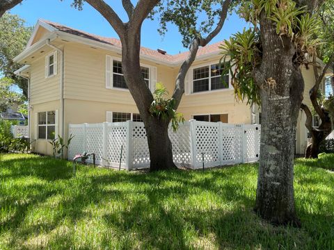 A home in Lake Clarke Shores