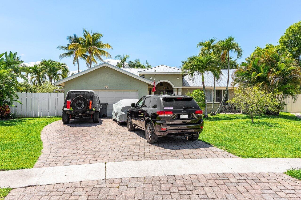 9429 Burlington Place