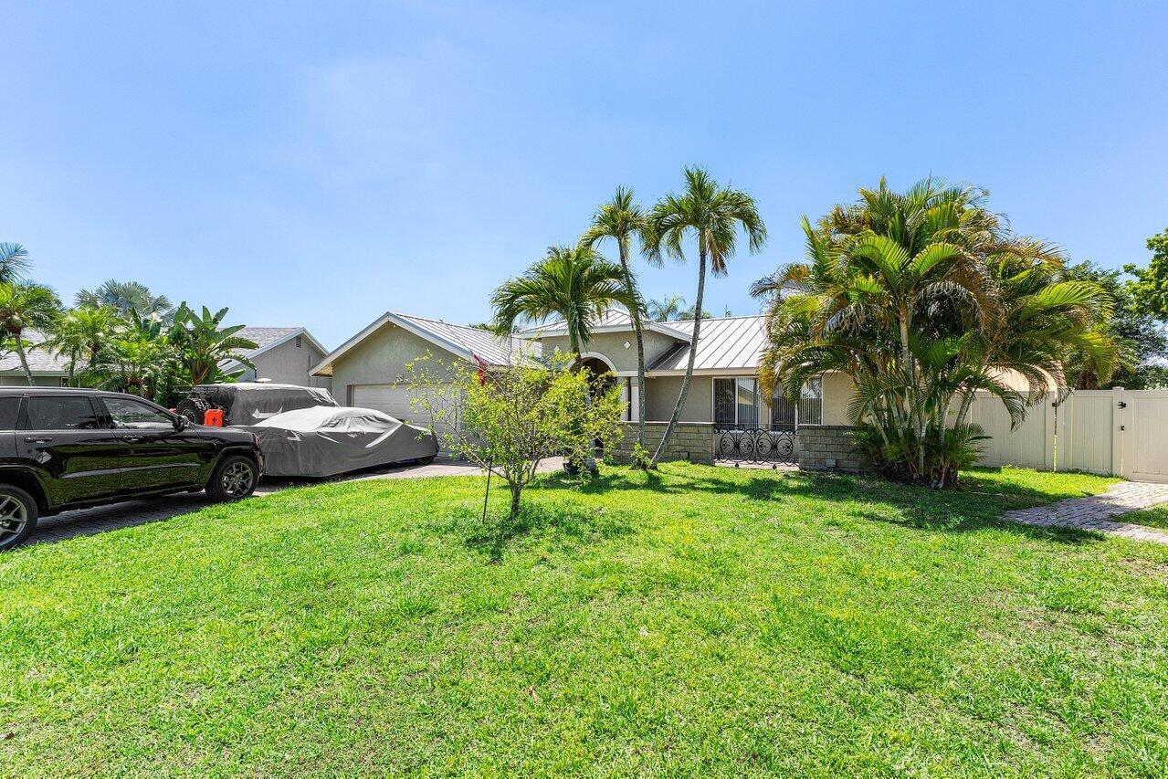 9429 Burlington Place