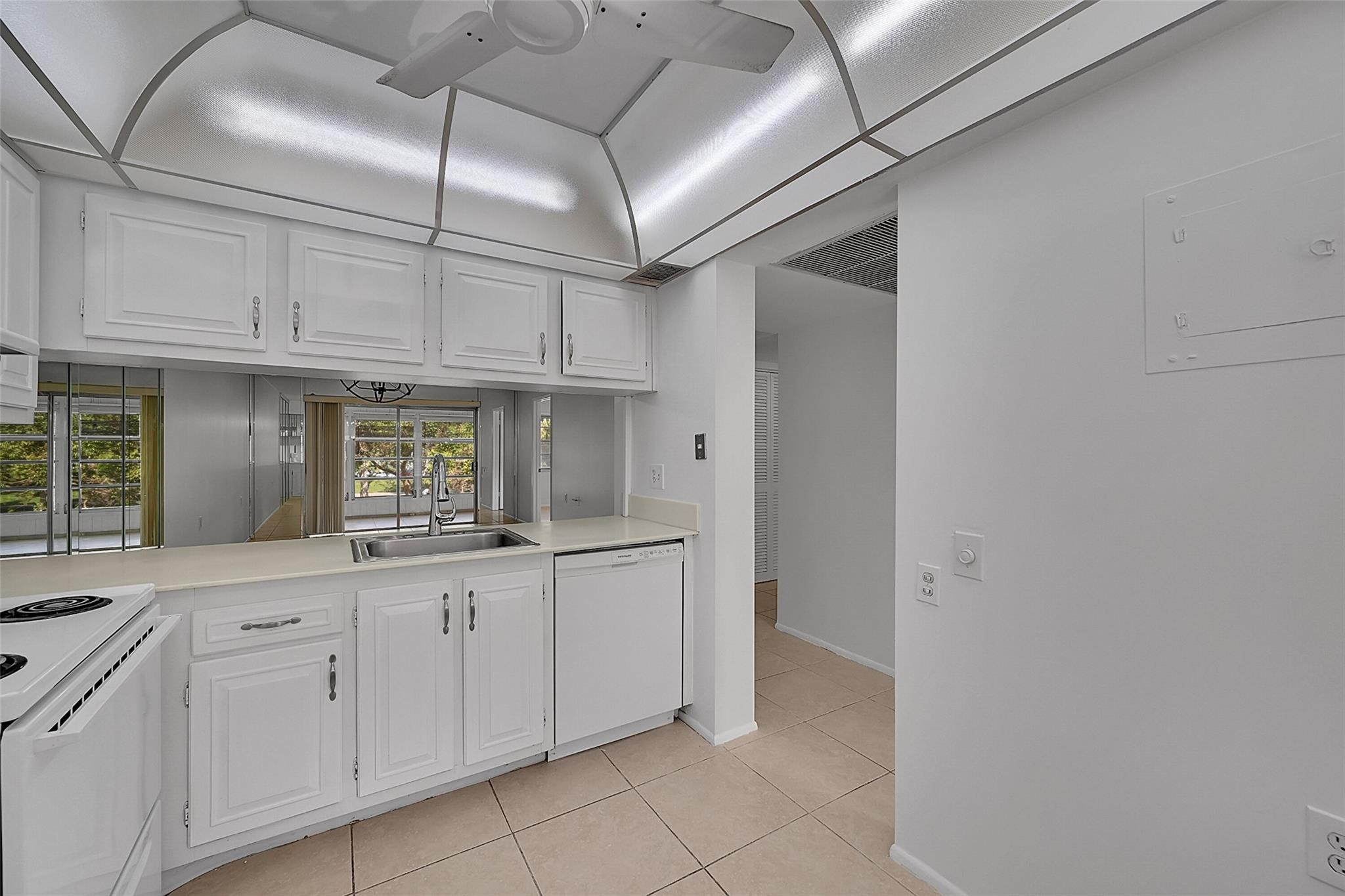 WYNMOOR VILLAGE - Residential