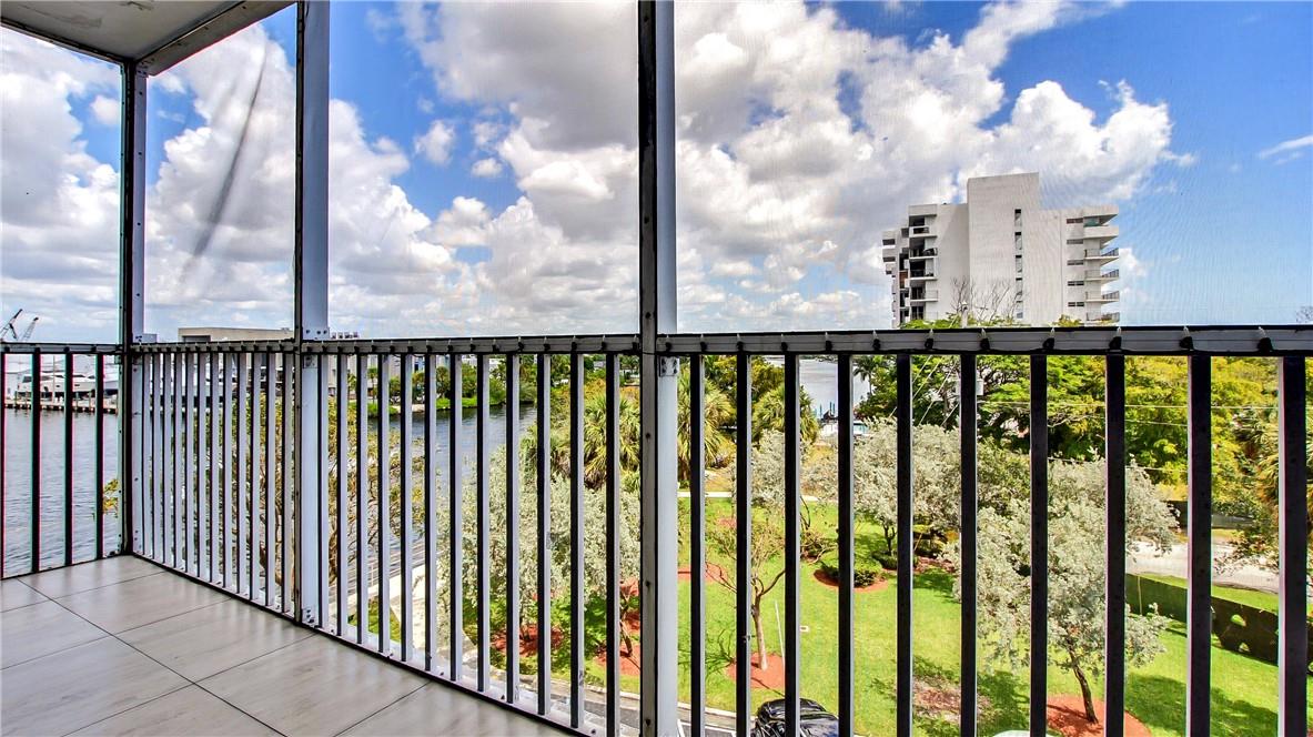 Intracoastal Tower - Residential