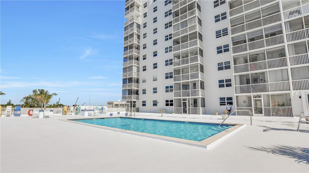 Intracoastal Tower - Residential