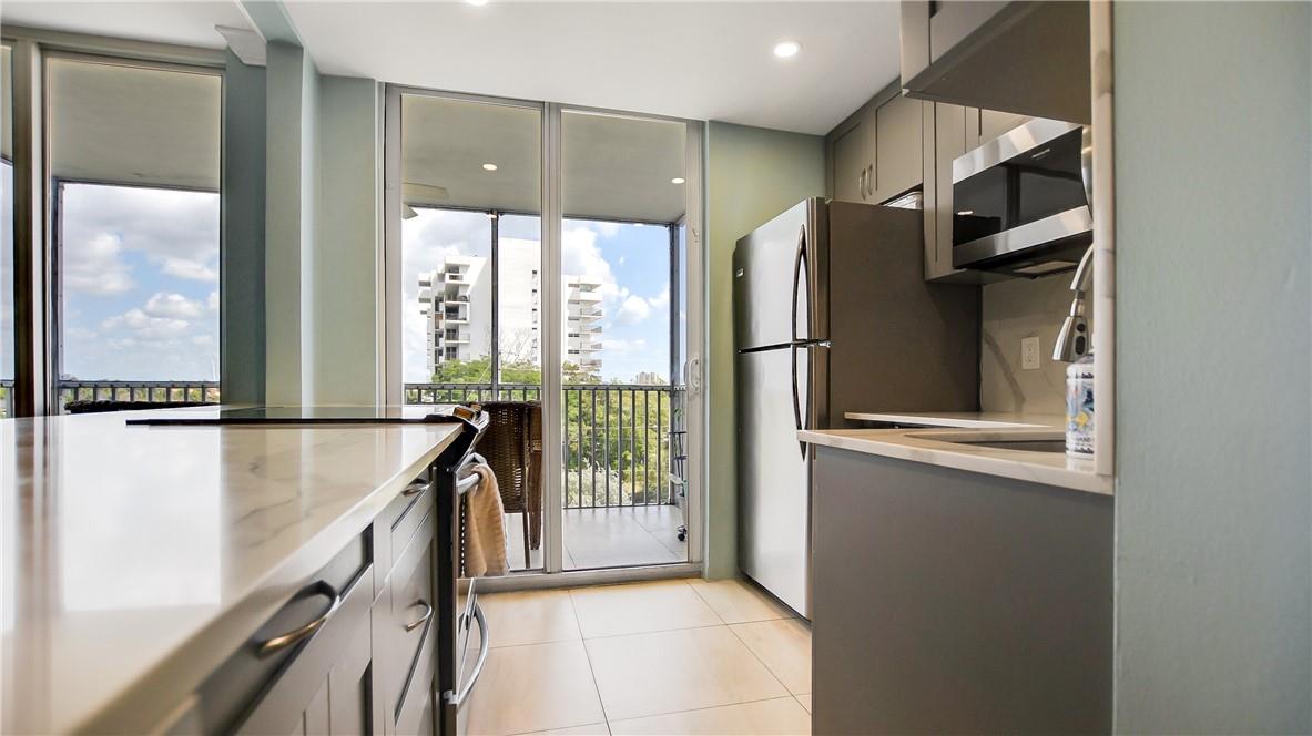 Intracoastal Tower - Residential
