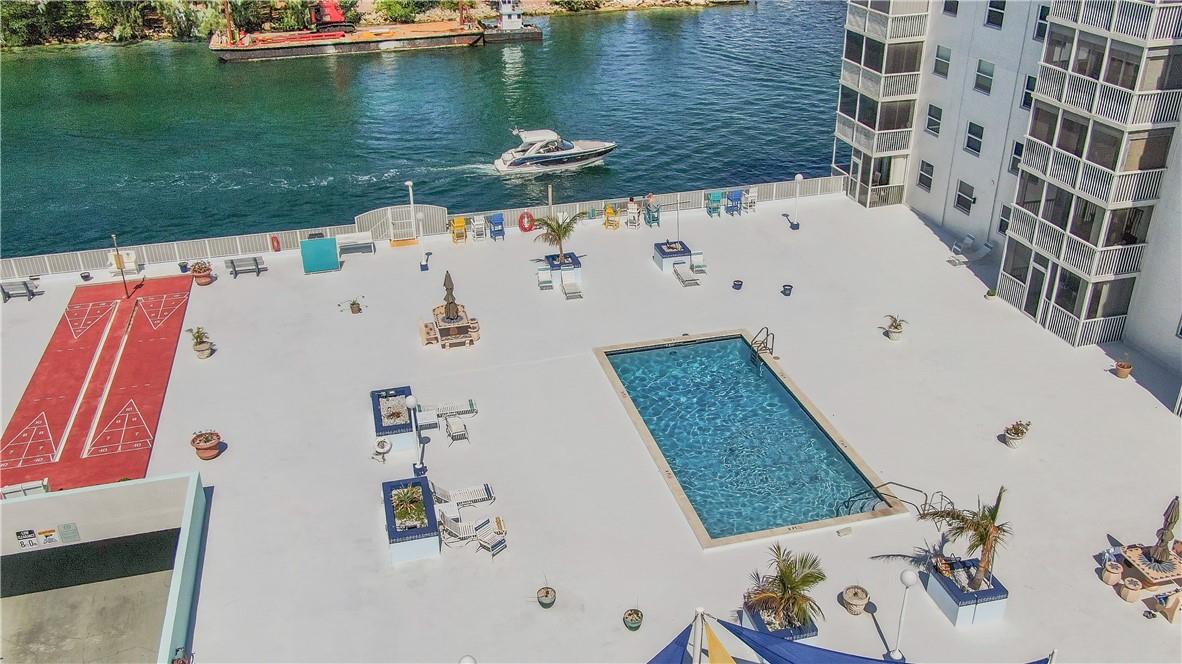 Intracoastal Tower - Residential