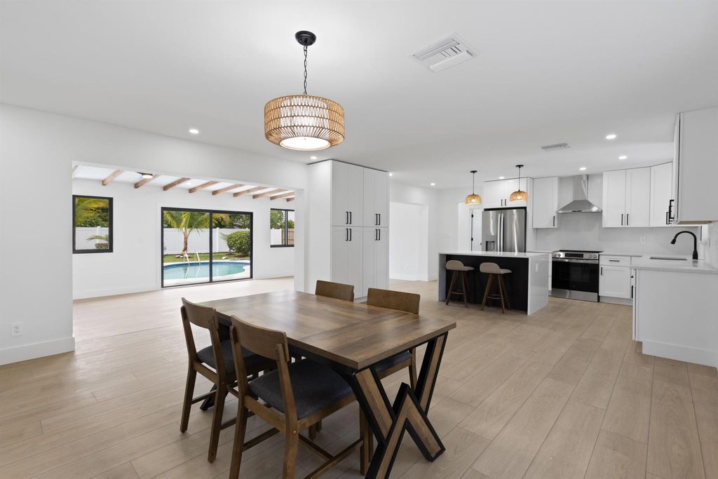 Photo of 3914 Holly Drive, Palm Beach Gardens, FL 33410 (MLS # R11101407)