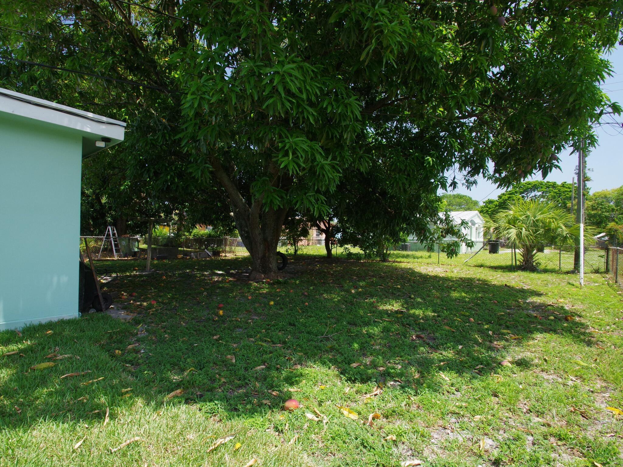 2316 NW 13 court