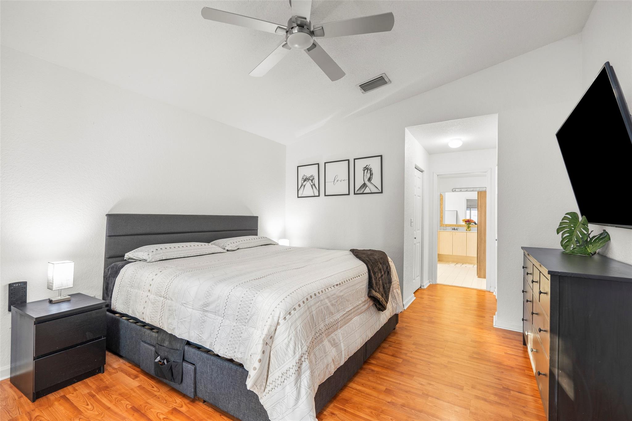 Victoria Woods 04 Pt Repl - Residential Lease