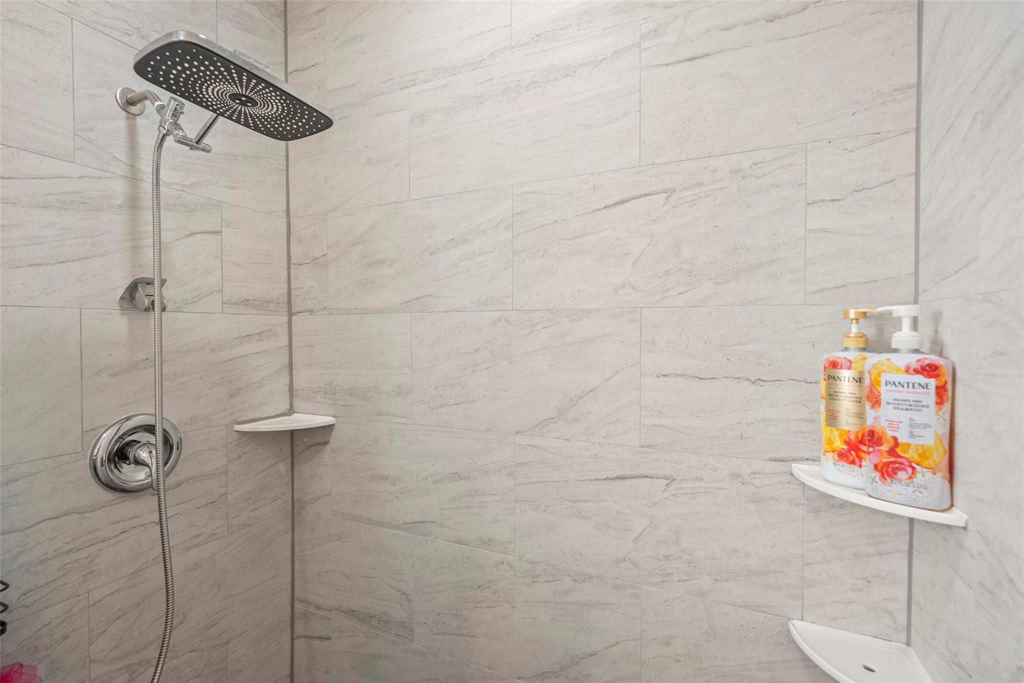 Victoria Woods 04 Pt Repl - Residential Lease